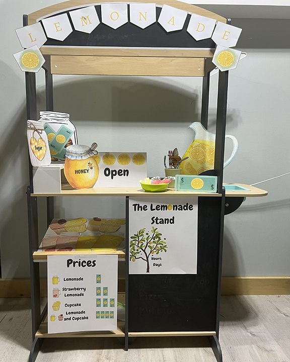 The Lemonade Stand Dramatic Play